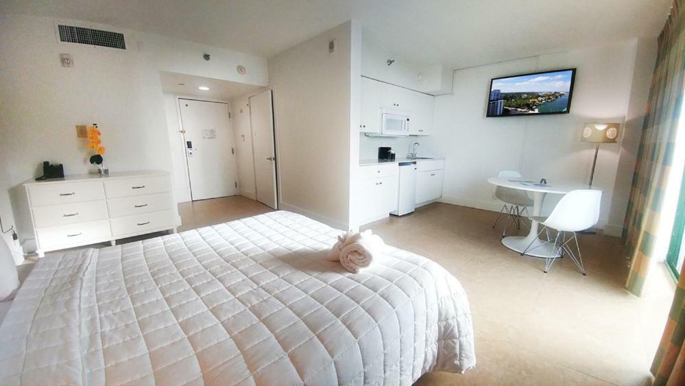 מלון North Bay Village Casablanca West Tower מראה חיצוני תמונה